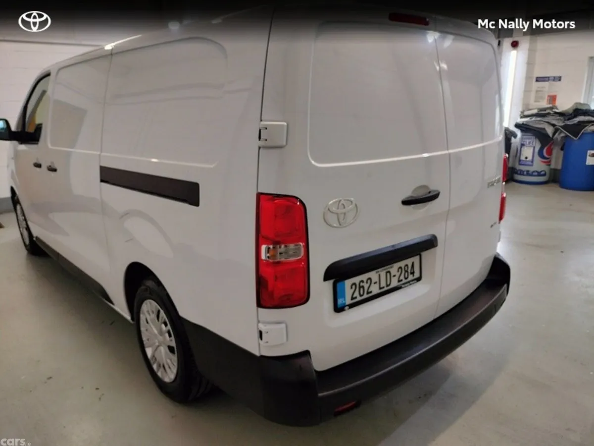 Toyota Proace Van, Electric, 2026, White