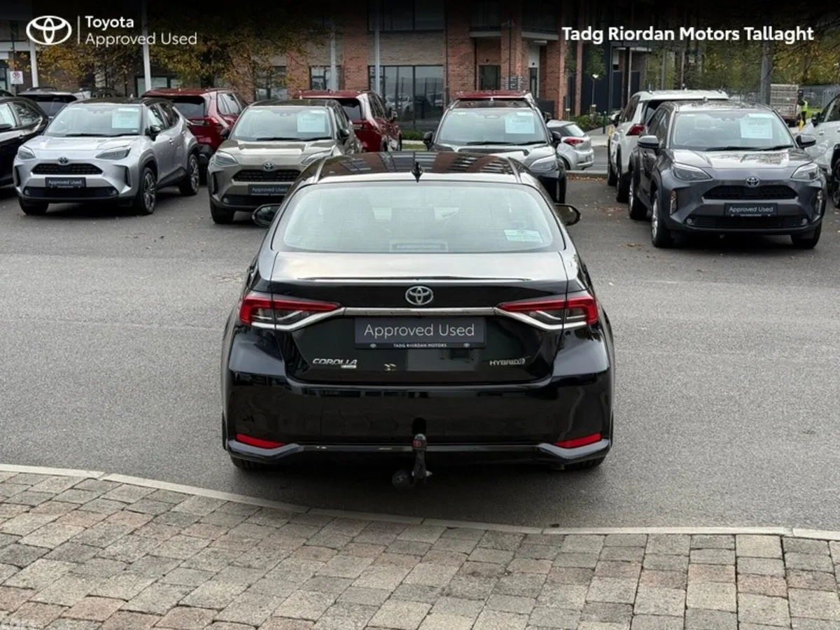 Toyota Corolla Saloon, Petrol Hybrid, 2023, Black