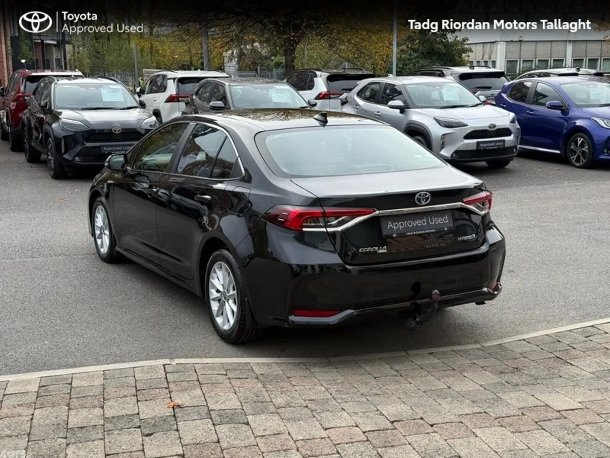 Toyota Corolla Saloon, Petrol Hybrid, 2023, Black
