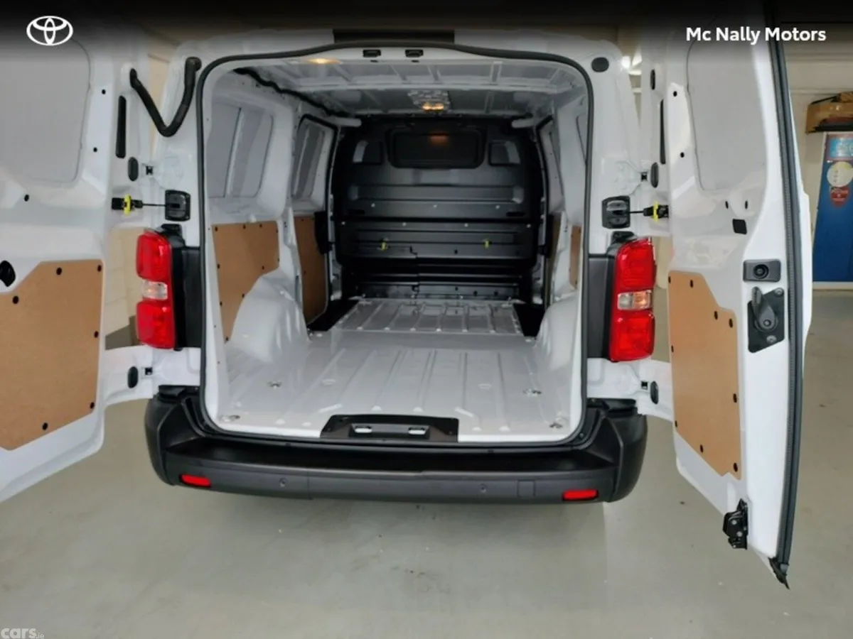 Toyota Proace Van, Electric, 2026, White