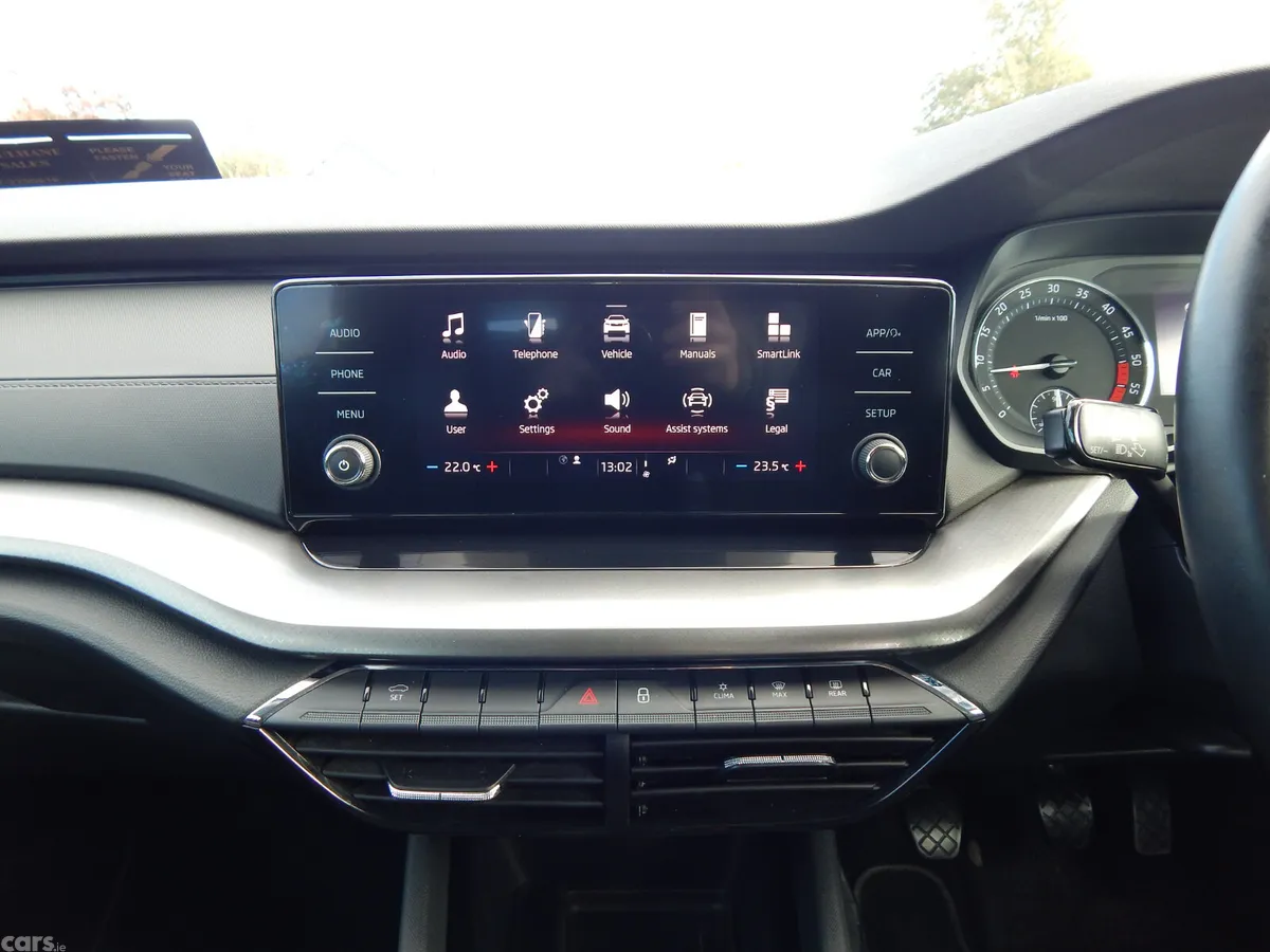 Skoda Octavia Saloon, Diesel, 2022, Blue