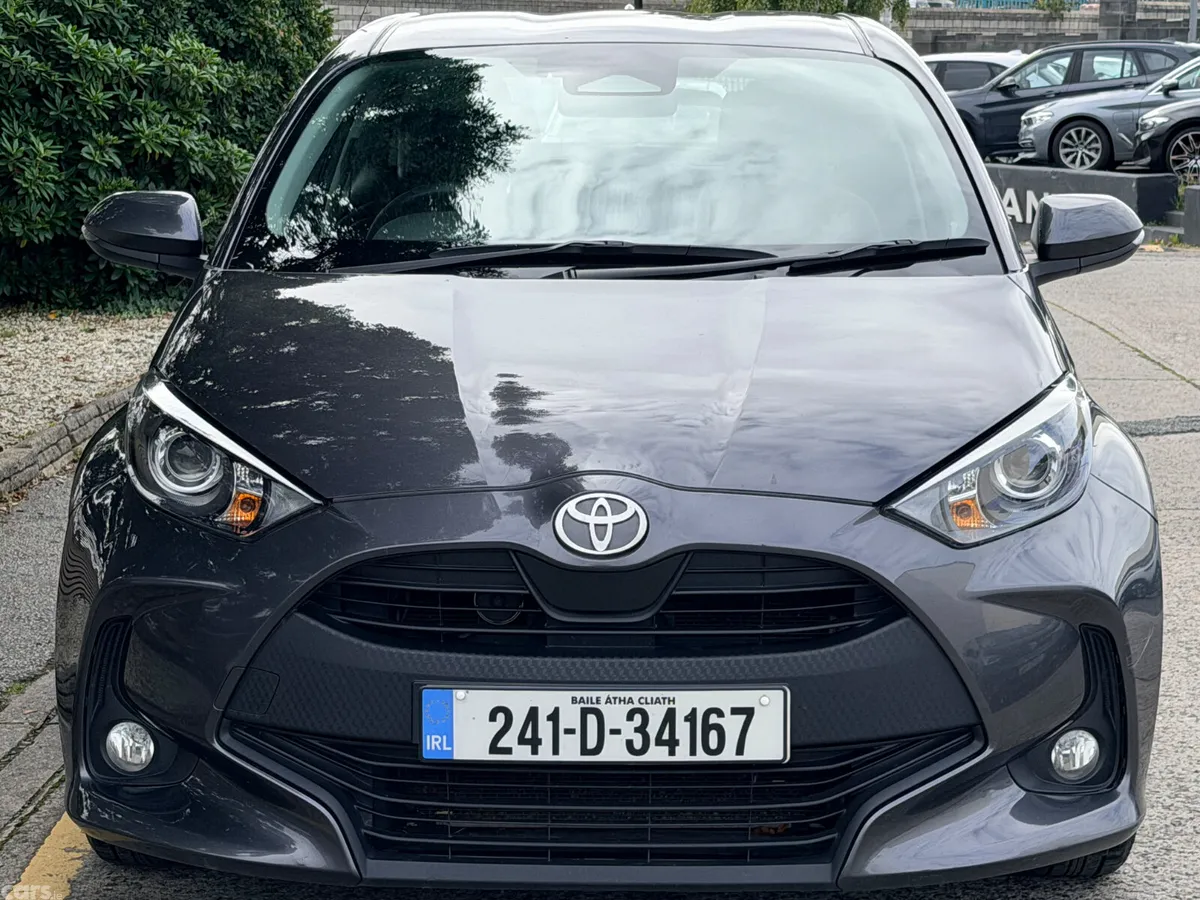 Toyota Yaris Hatchback, Petrol Hybrid, 2024, Grey