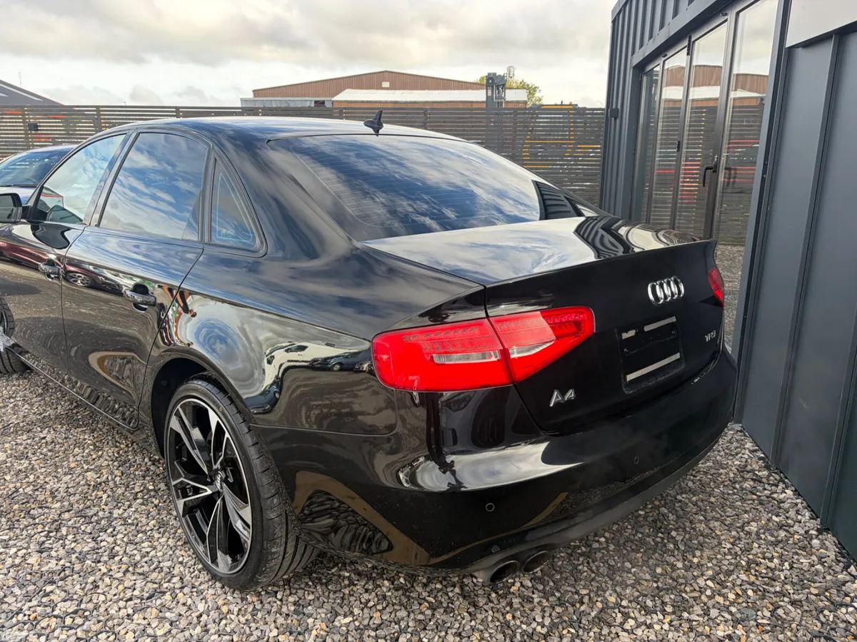 Audi A4 Saloon, Petrol, 2015, Black