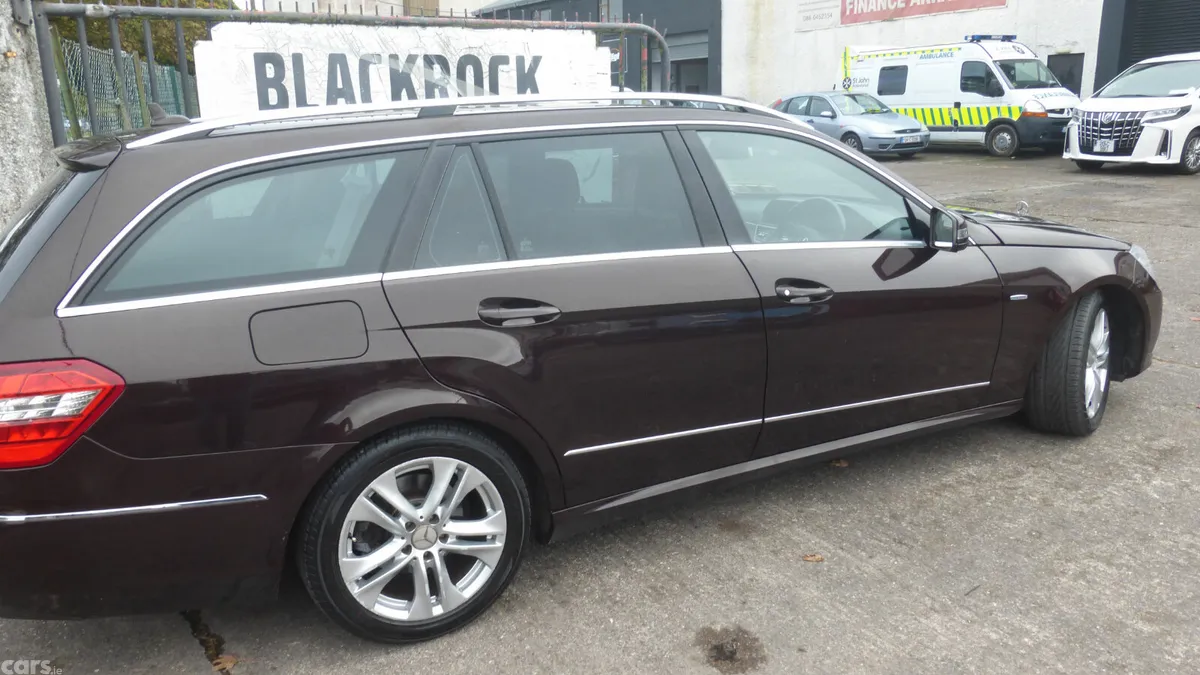 Mercedes-Benz E-Class Estate, Diesel, 2011, Brown
