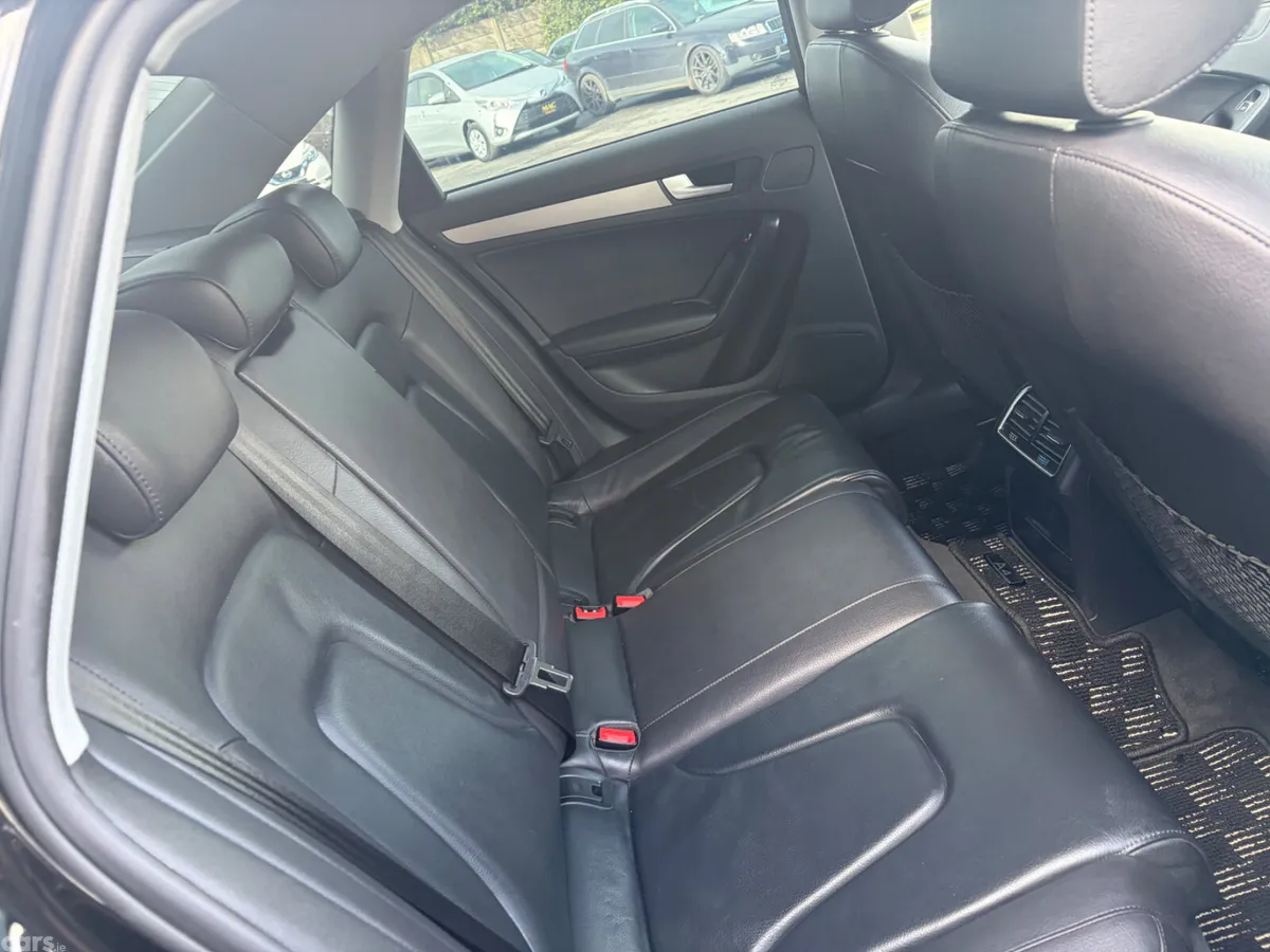 Audi A4 Saloon, Petrol, 2015, Black