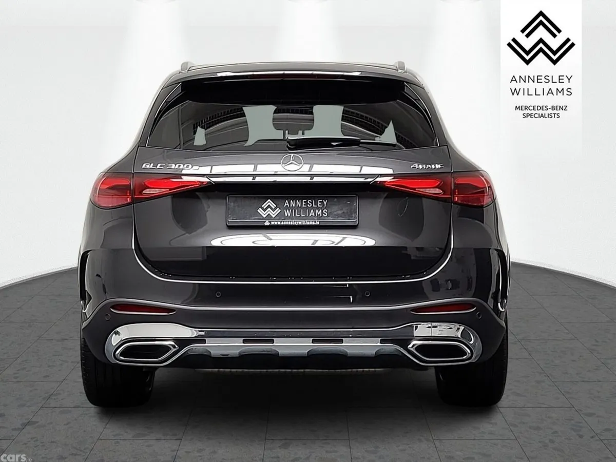Mercedes-Benz GLC SUV, Petrol Plug-in Hybrid, 2026, Grey