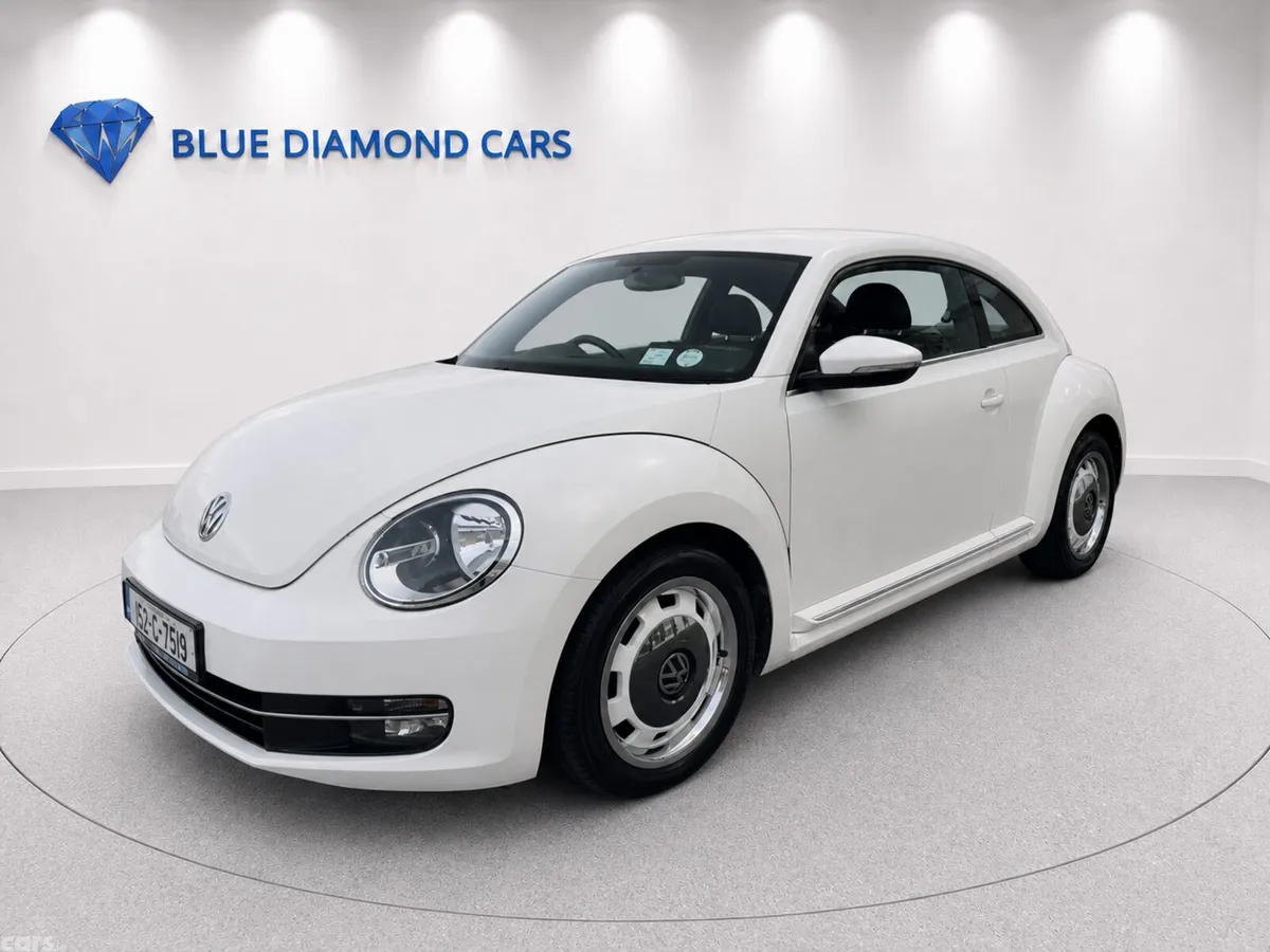 Volkswagen Beetle Hatchback, Petrol, 2015, White