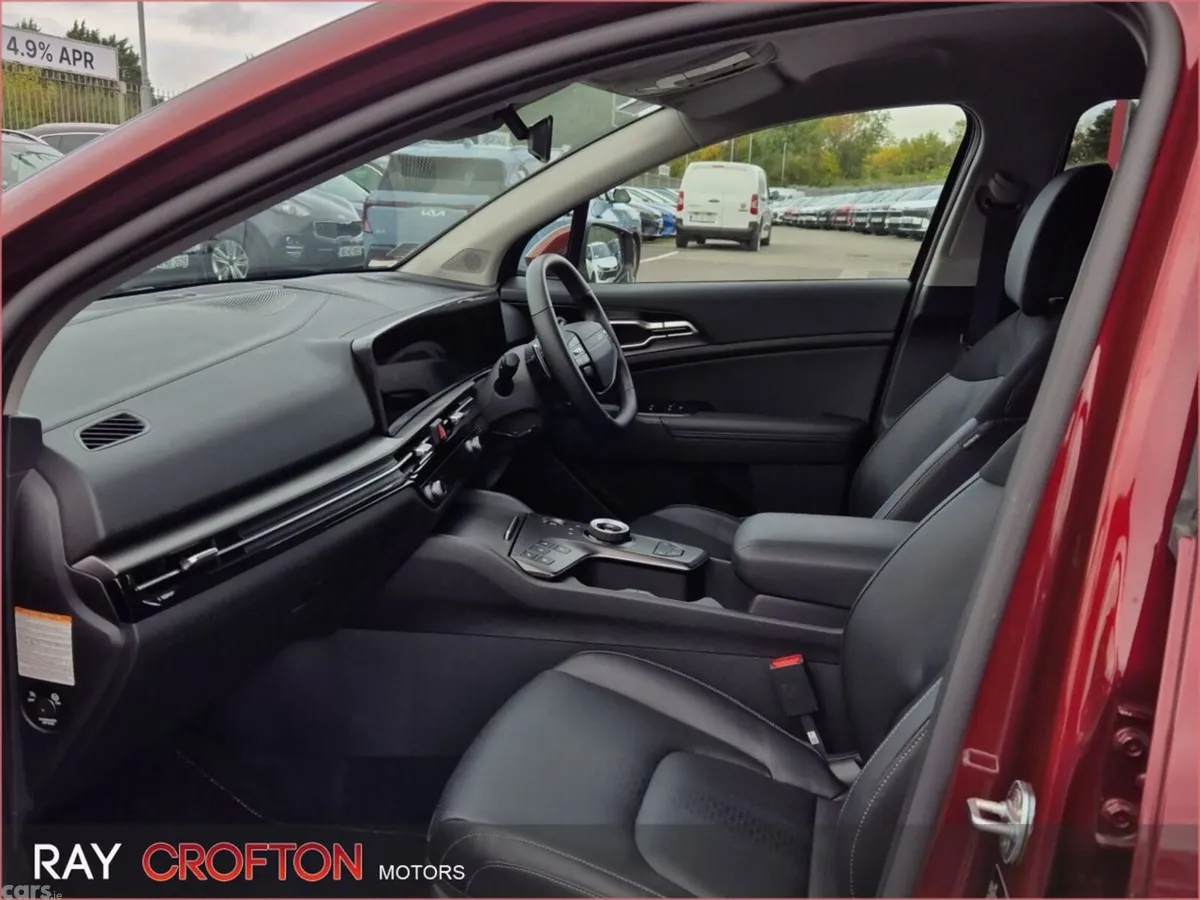 Kia Sportage SUV, Petrol Hybrid, 2026, Red