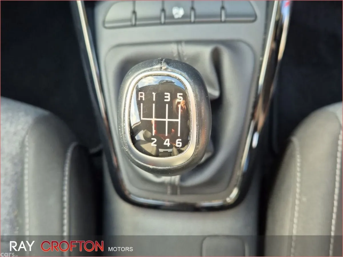 Kia Stonic Estate, Petrol, 2024, Red