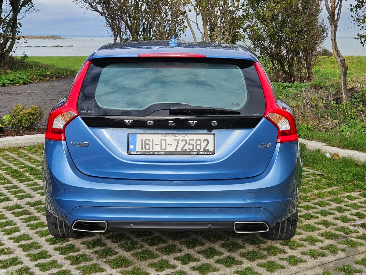 Volvo V60 Estate, Diesel, 2016, Blue