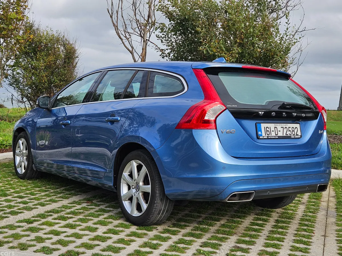 Volvo V60 Estate, Diesel, 2016, Blue