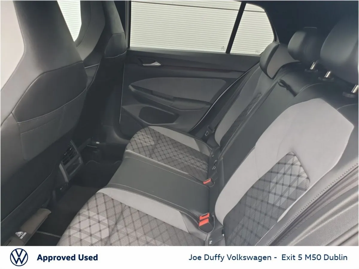 Volkswagen Golf Estate, Petrol, 2024, White