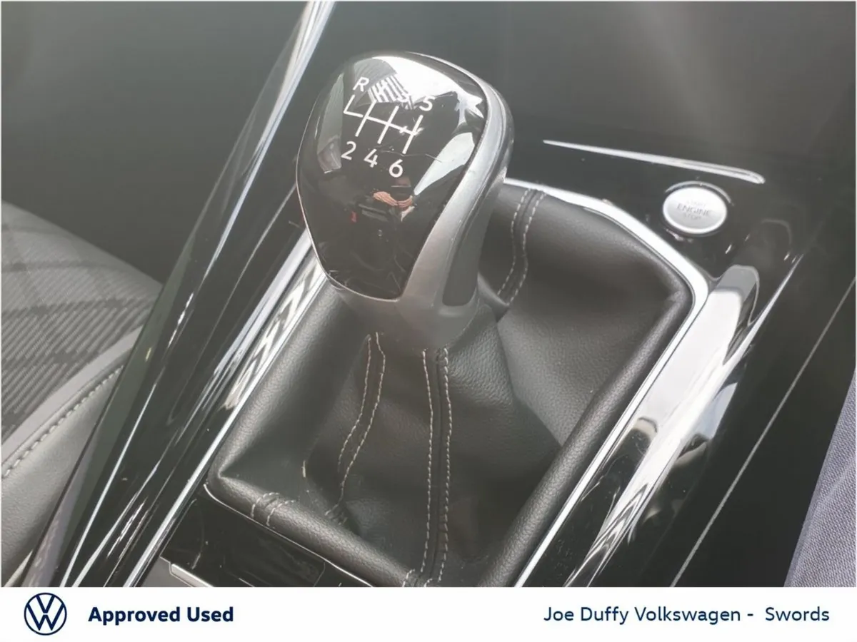 Volkswagen Golf Estate, Petrol, 2024, Grey