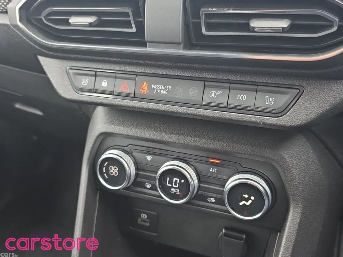 Dacia Jogger Estate, Petrol, 2023, Brown