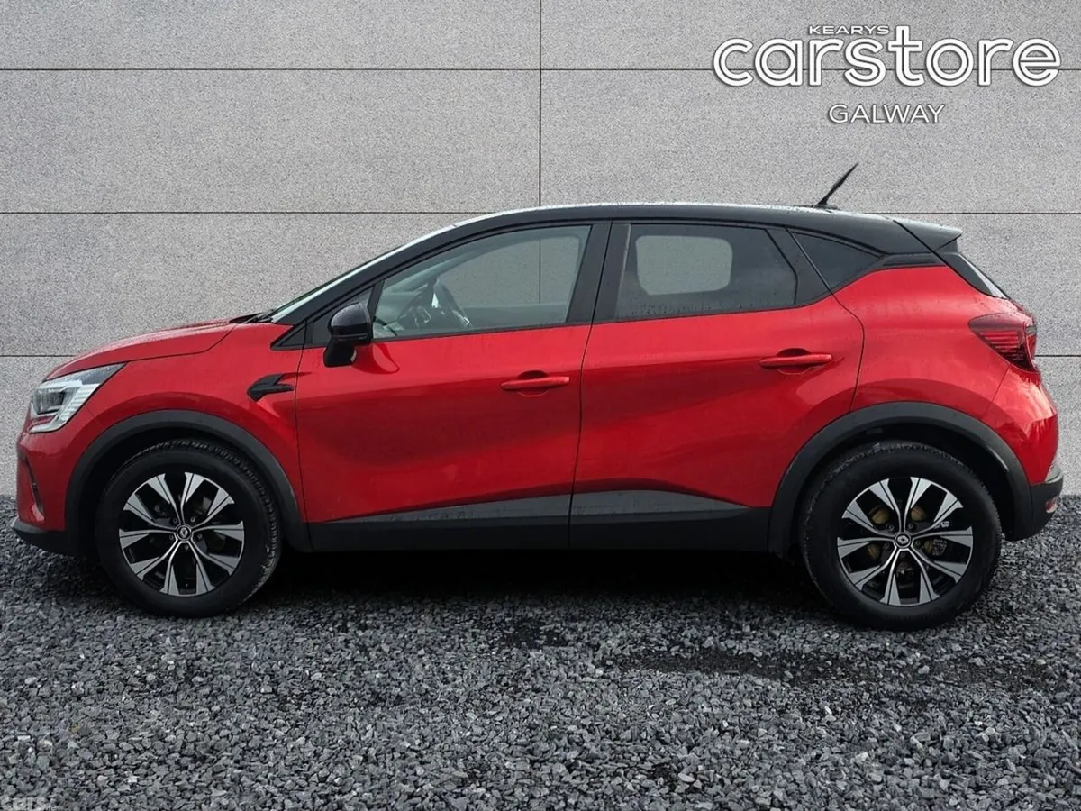 Renault Captur Hatchback, Petrol, 2024, Red