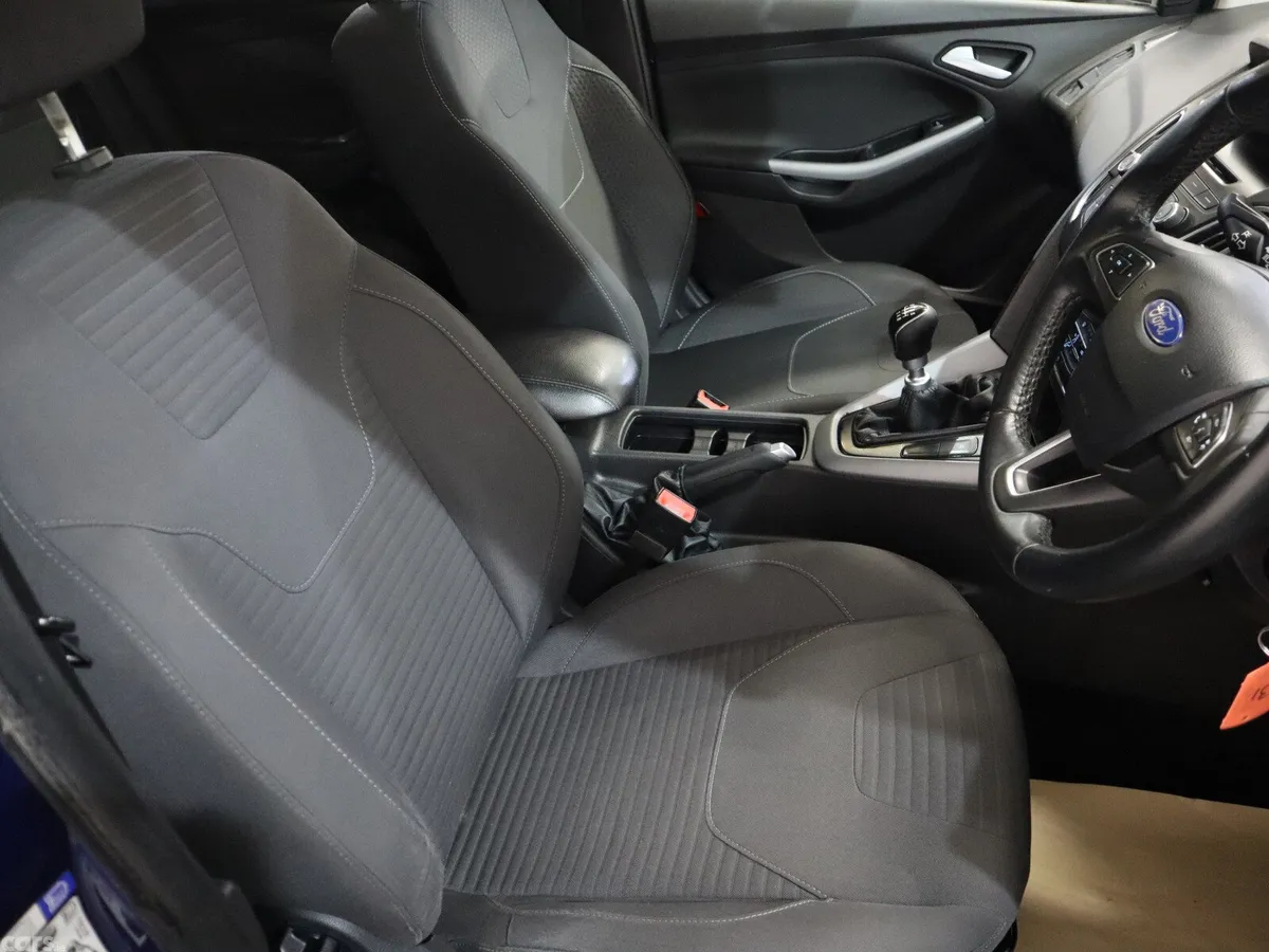 Ford Focus Hatchback, Diesel, 2016, Blue