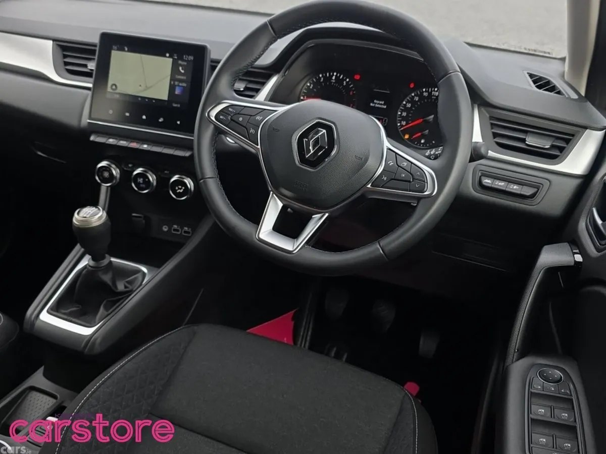 Renault Captur Hatchback, Petrol, 2024, Red