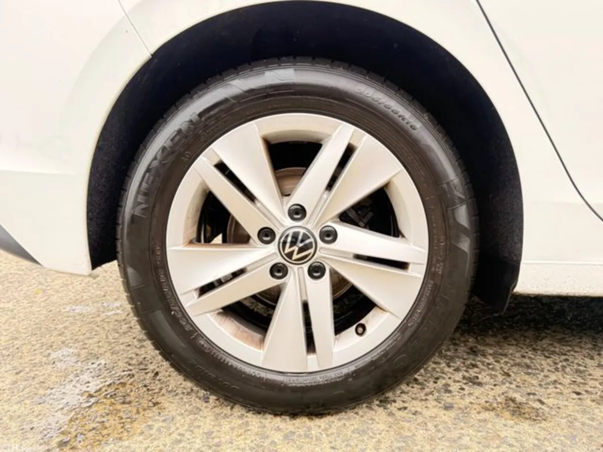Volkswagen Golf Hatchback, Petrol, 2024, White