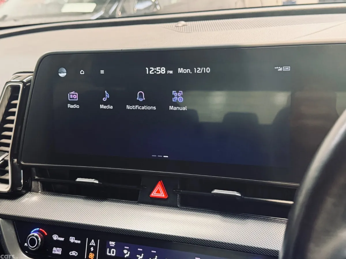 Kia Sportage SUV, Petrol Plug-in Hybrid, 2023, Grey