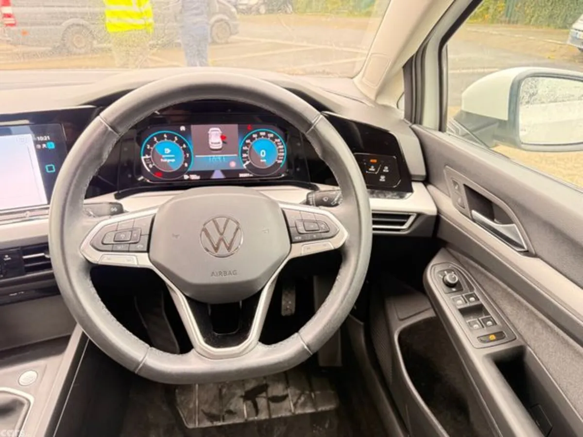 Volkswagen Golf Hatchback, Petrol, 2024, White