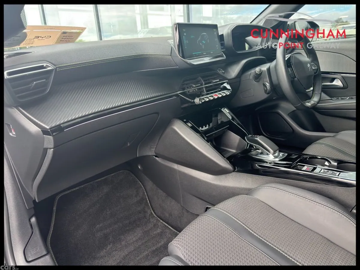 Peugeot 208 Hatchback, Electric, 2022, Black