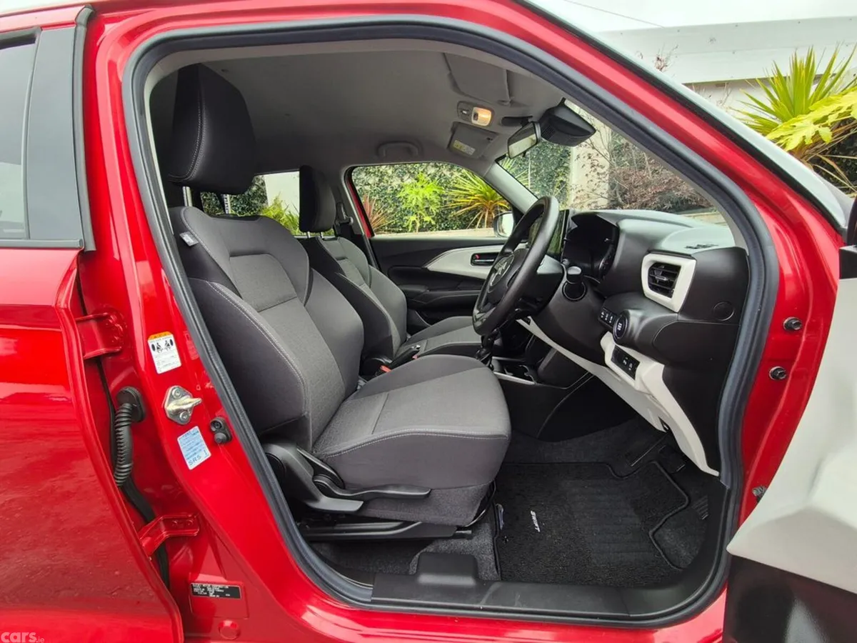 Suzuki Swift Hatchback, Petrol Hybrid, 2024, Red