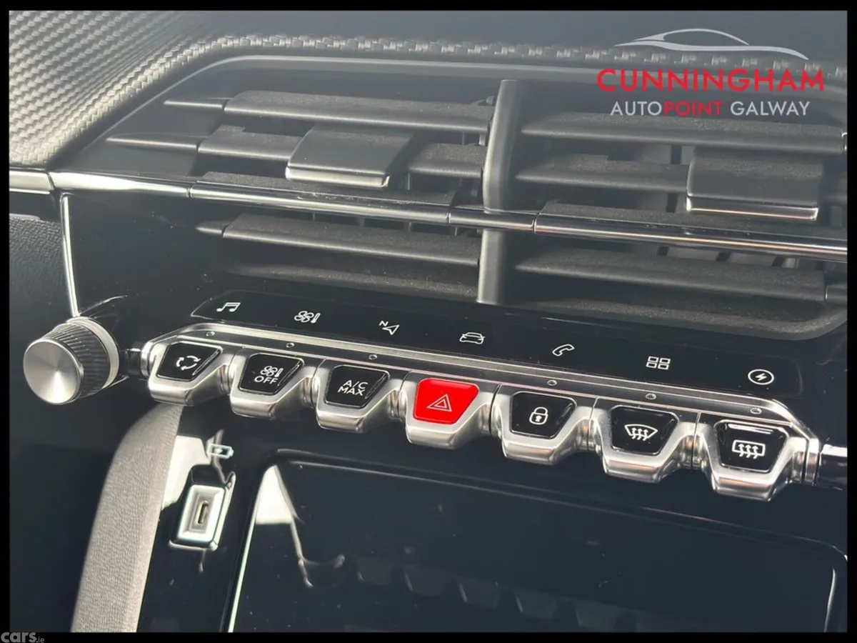 Peugeot 208 Hatchback, Electric, 2022, Black