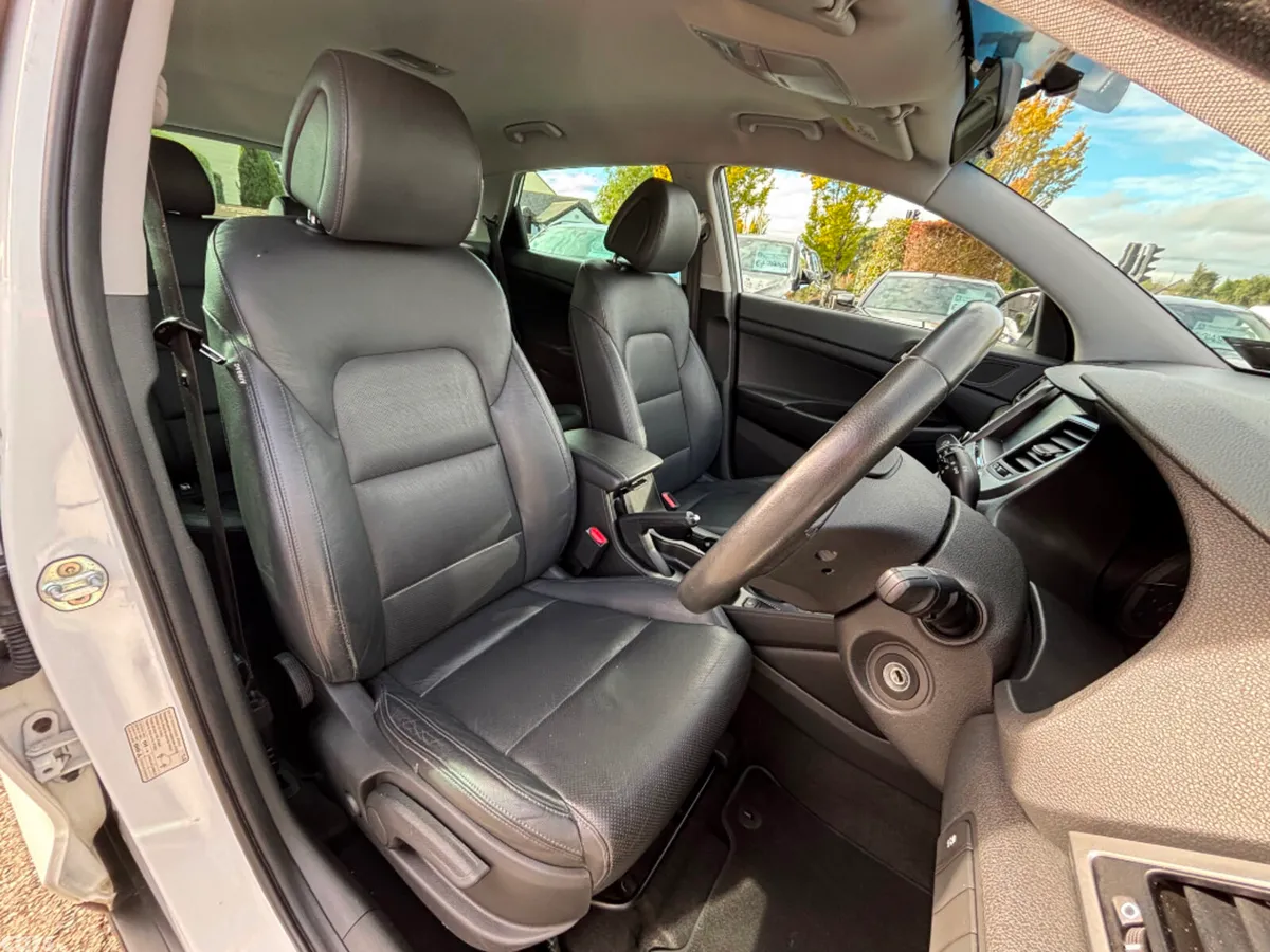 Hyundai Tucson SUV, Diesel, 2016, White