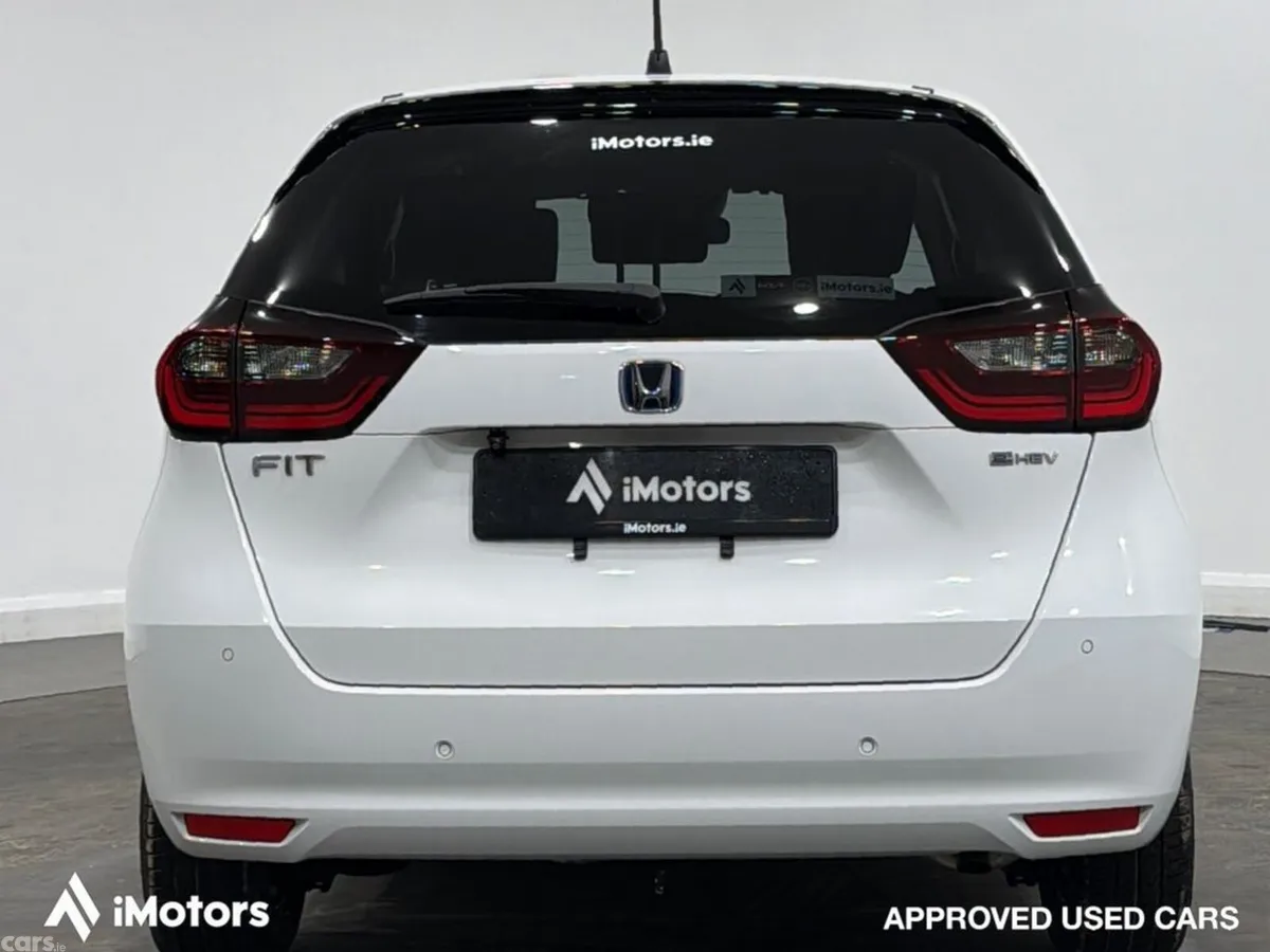 Honda Fit Hatchback, Petrol Hybrid, 2021, White