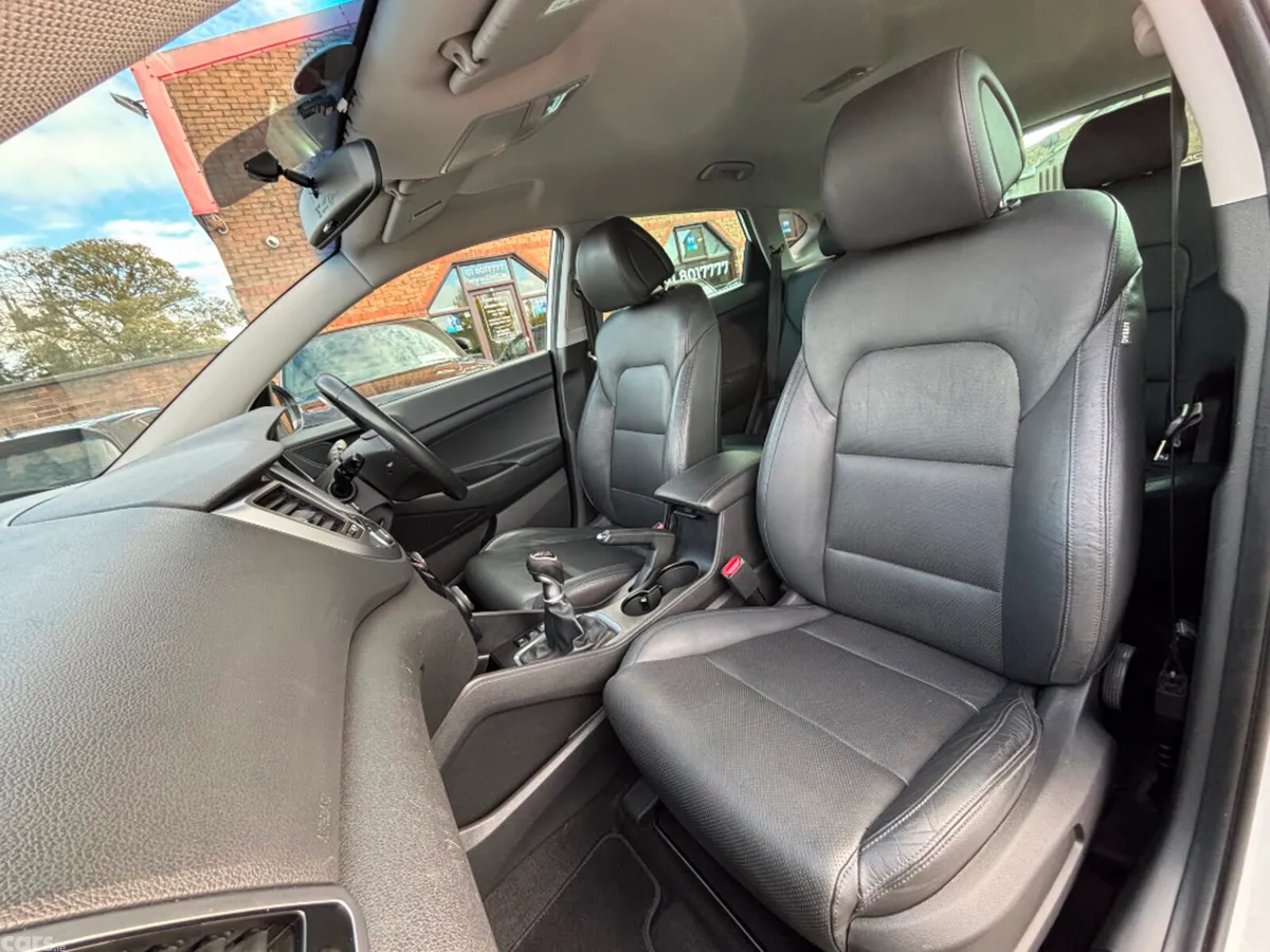 Hyundai Tucson SUV, Diesel, 2016, White