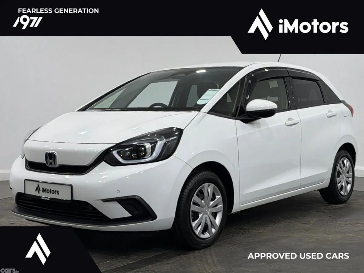 Honda Fit Hatchback, Petrol Hybrid, 2021, White