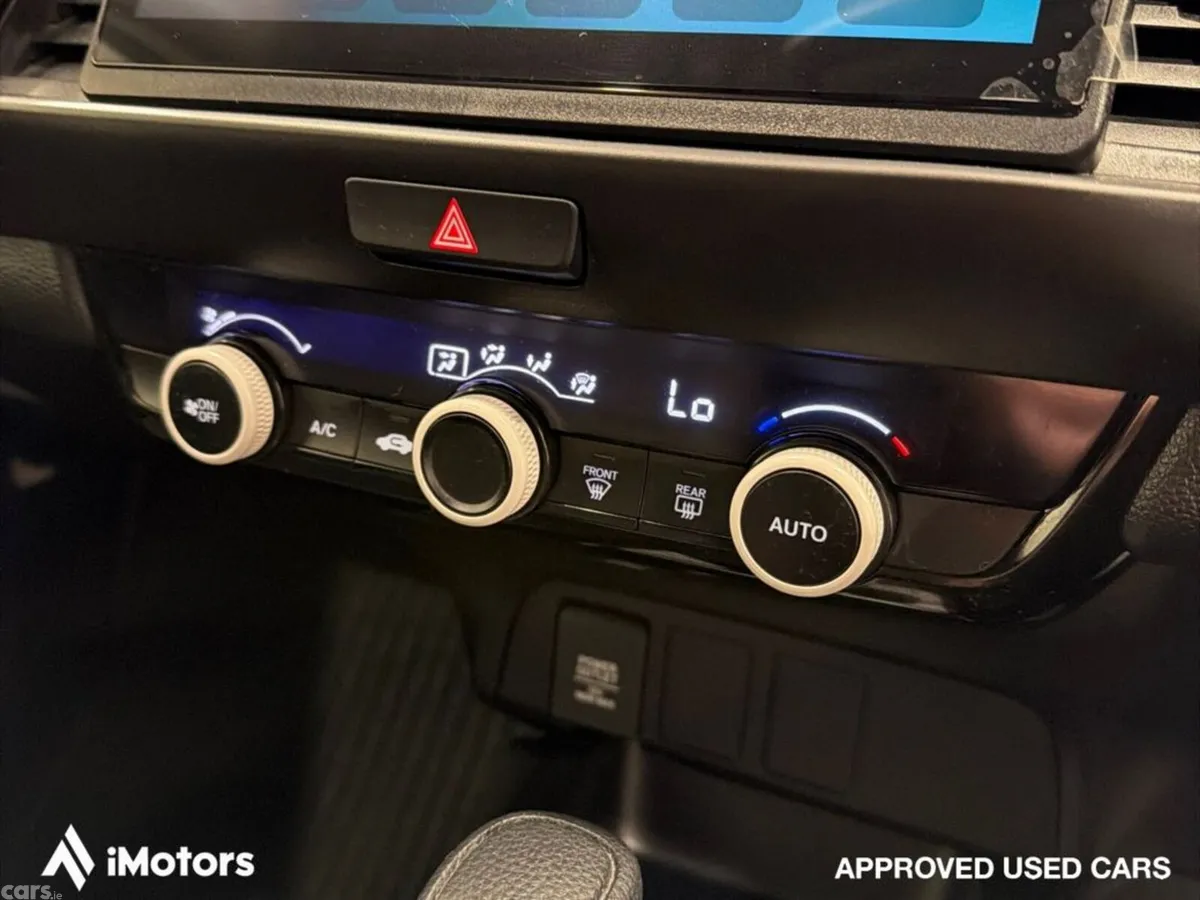 Honda Fit Hatchback, Petrol Hybrid, 2021, White