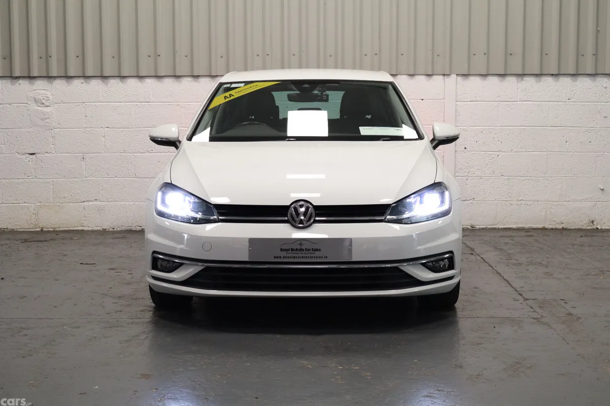 Volkswagen Golf Hatchback, Petrol, 2017, White