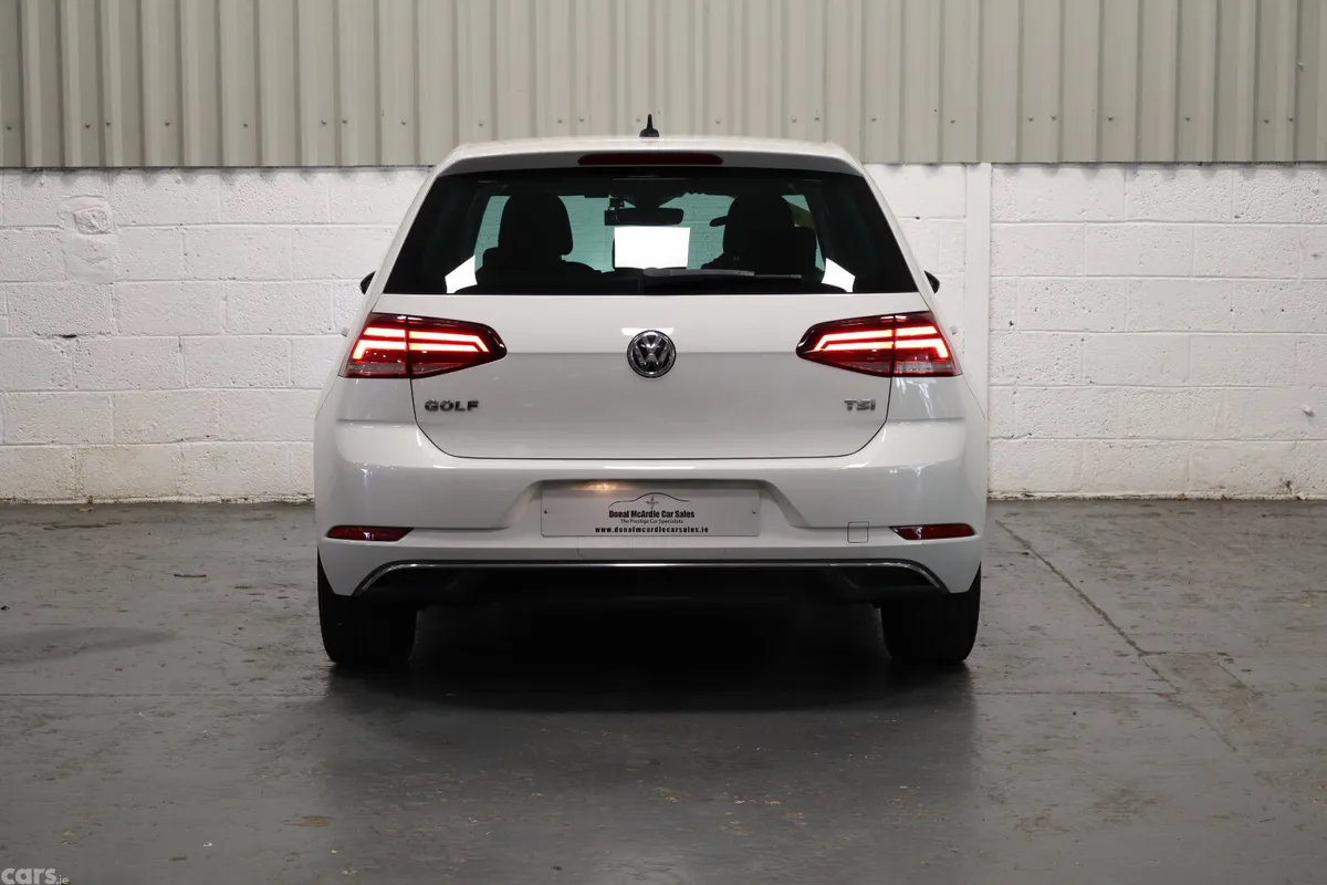 Volkswagen Golf Hatchback, Petrol, 2017, White