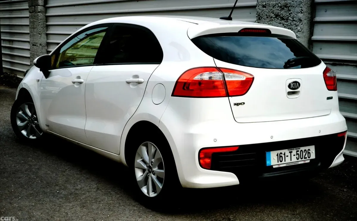 Kia Rio Hatchback, Diesel, 2016, White
