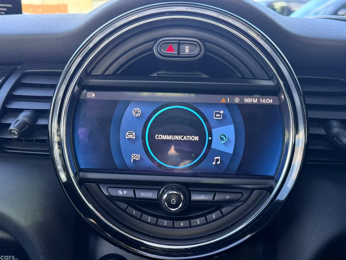 Mini Cooper Hatchback, Electric, 2020, White
