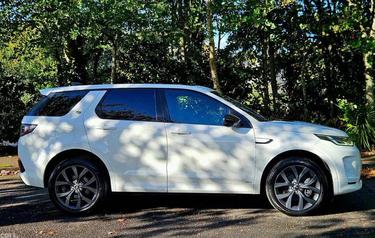 Land Rover Discovery Sport SUV, Petrol Hybrid, 2021, White