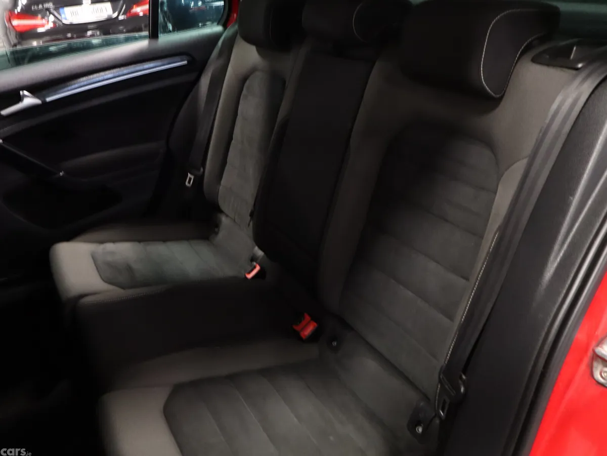 Volkswagen Golf Estate, Diesel, 2013, Red