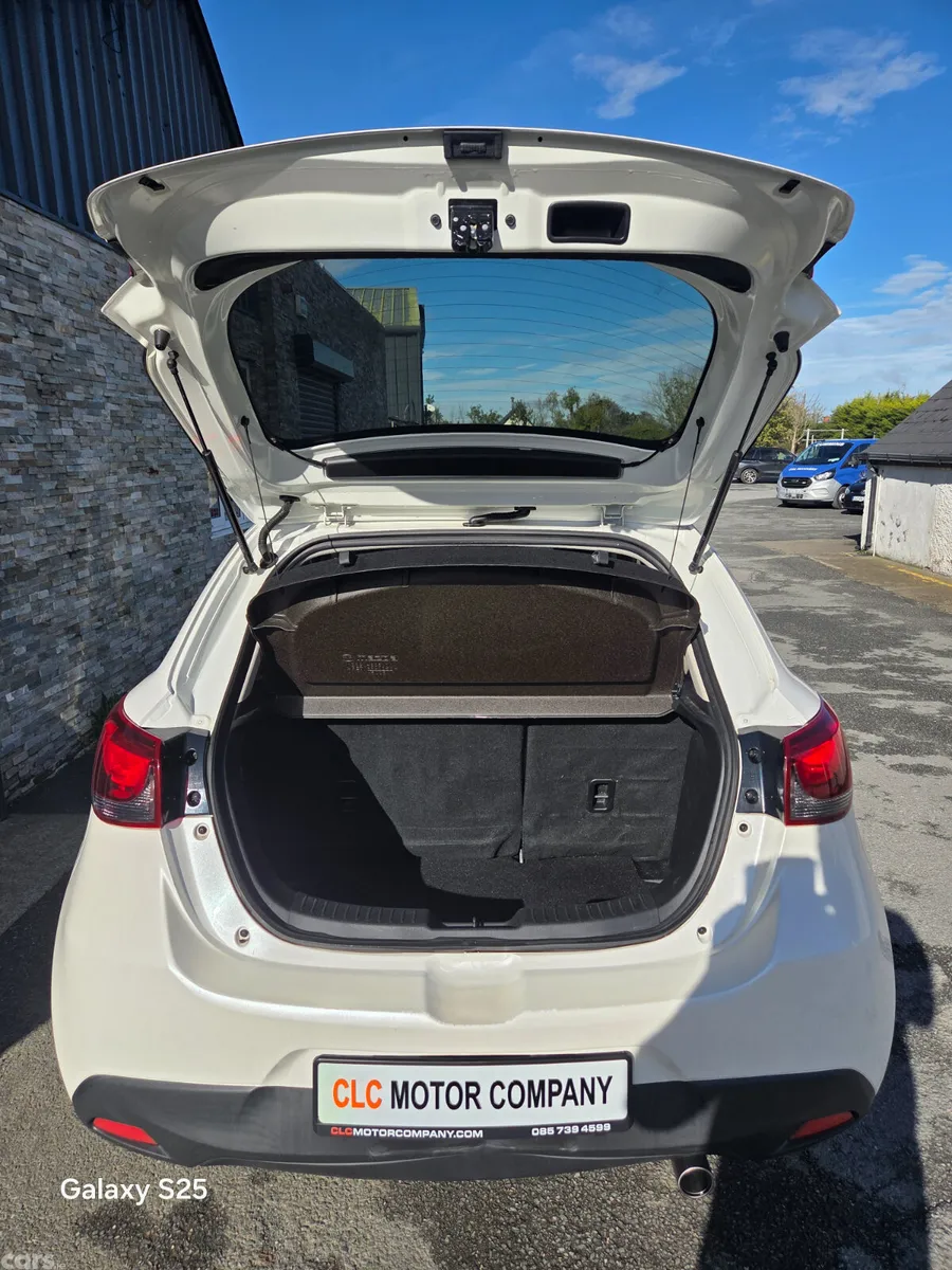 Mazda Demio Hatchback, Petrol, 2015, White