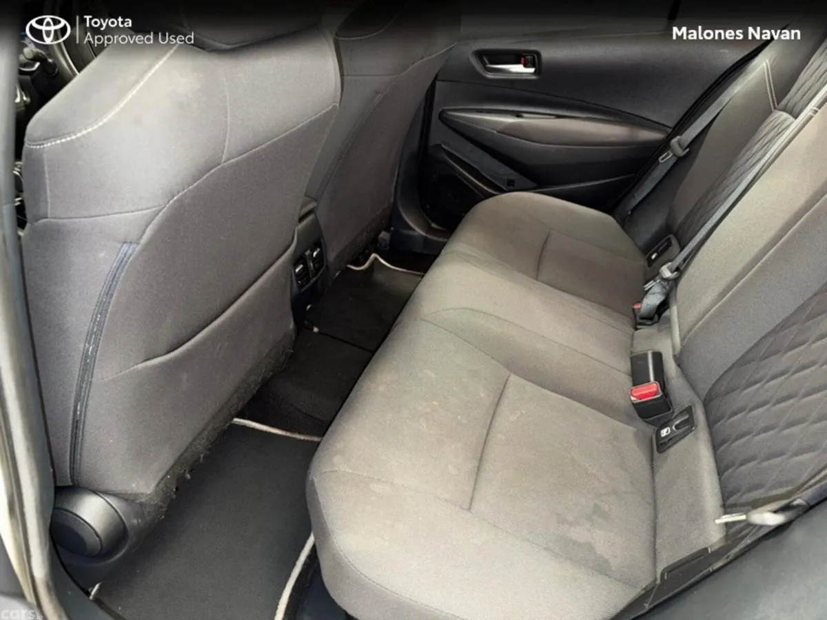 Toyota Corolla Saloon, Petrol Hybrid, 2022, White