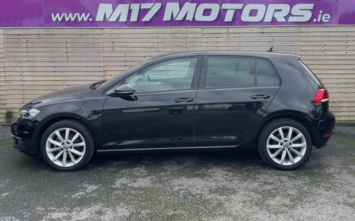 Volkswagen Golf Hatchback, Petrol, 2019, Black