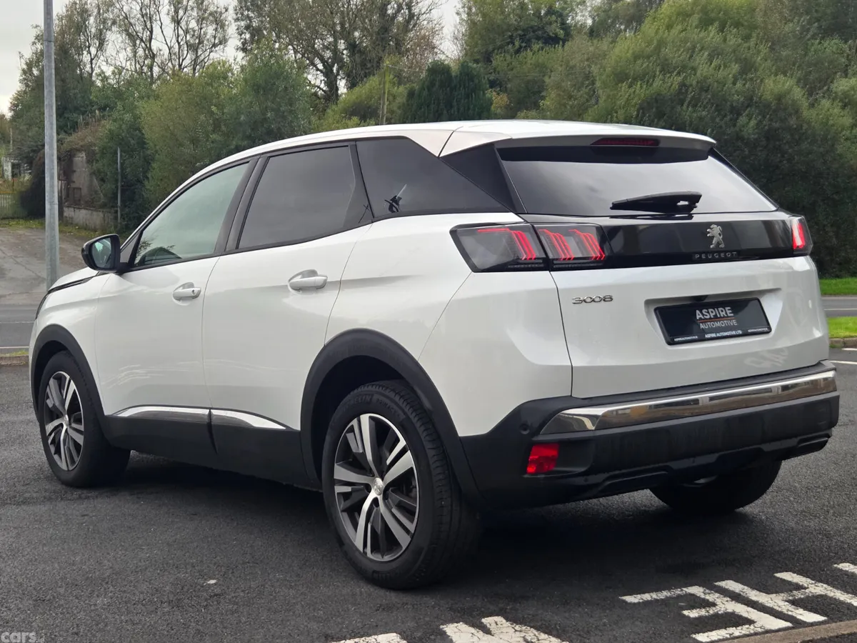 Peugeot 3008 SUV, Diesel, 2022, White