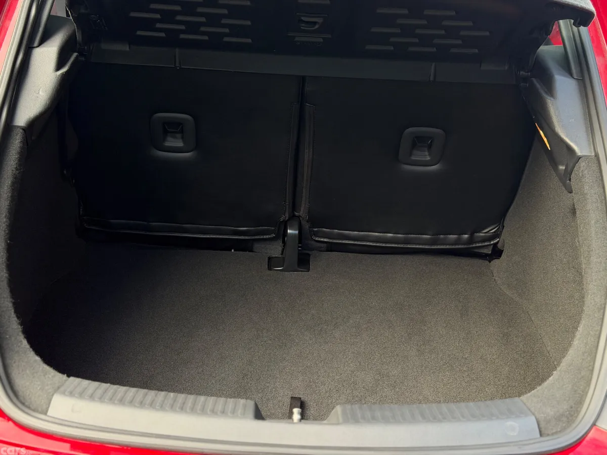 Volkswagen Beetle Hatchback, Petrol, 2013, Red