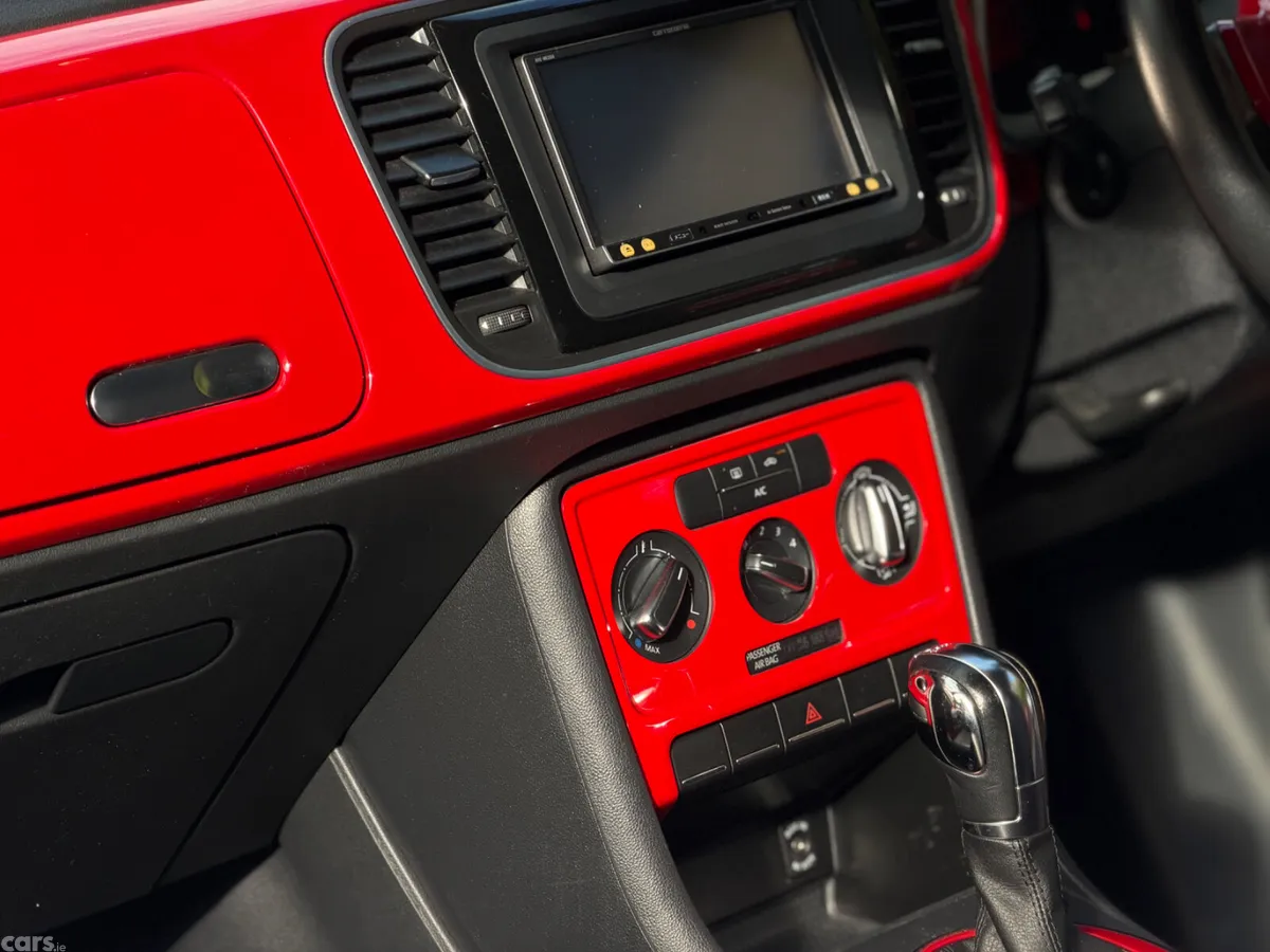 Volkswagen Beetle Hatchback, Petrol, 2013, Red