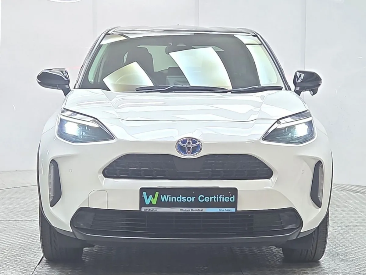 Toyota Yaris Cross SUV, Petrol Hybrid, 2021, White