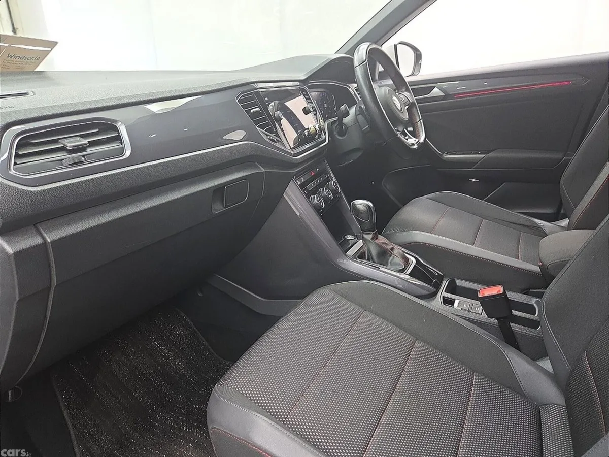 Volkswagen T-Roc SUV, Diesel, 2021, White