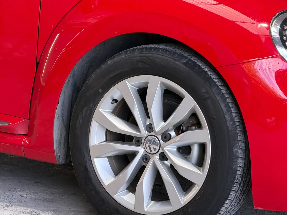 Volkswagen Beetle Hatchback, Petrol, 2018, Red