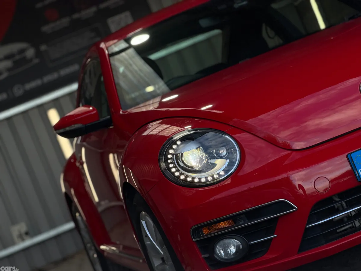 Volkswagen Beetle Hatchback, Petrol, 2018, Red