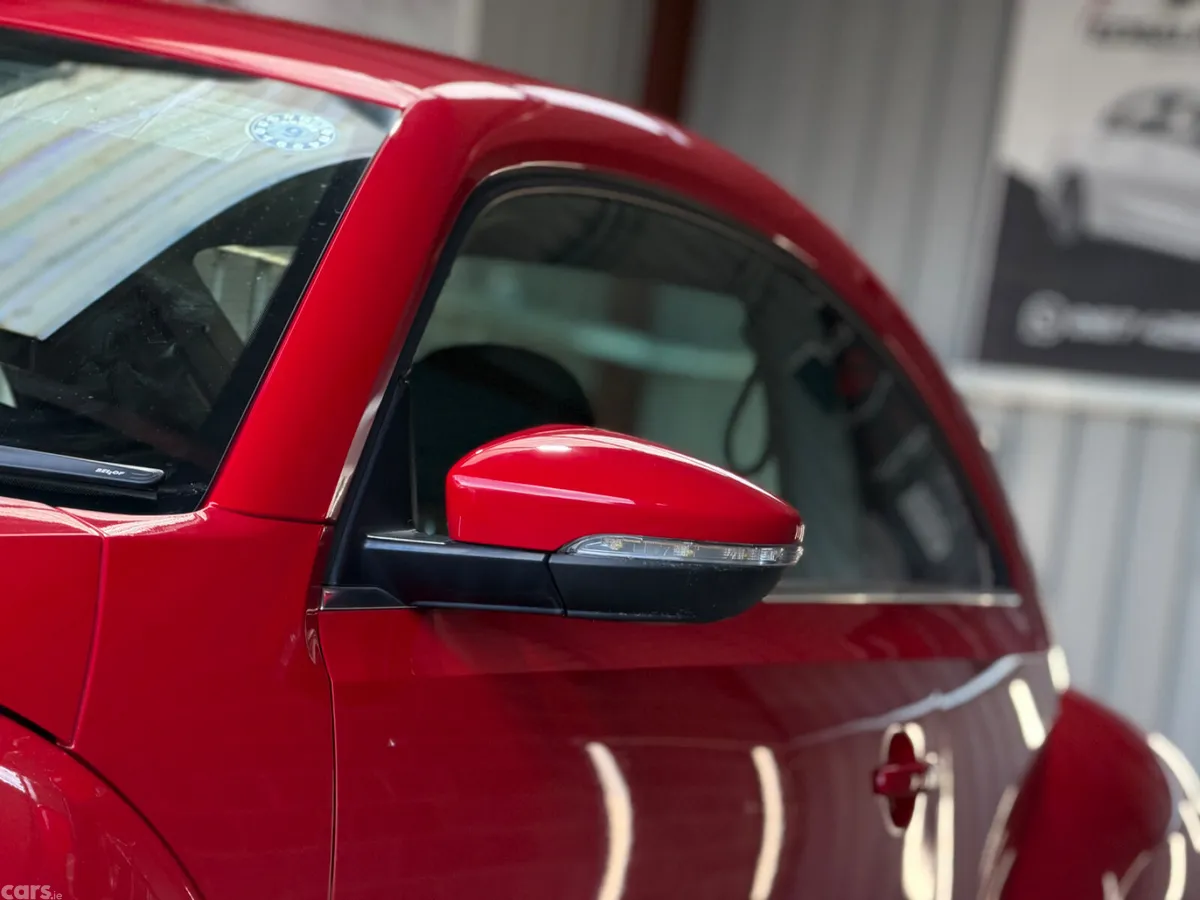 Volkswagen Beetle Hatchback, Petrol, 2018, Red