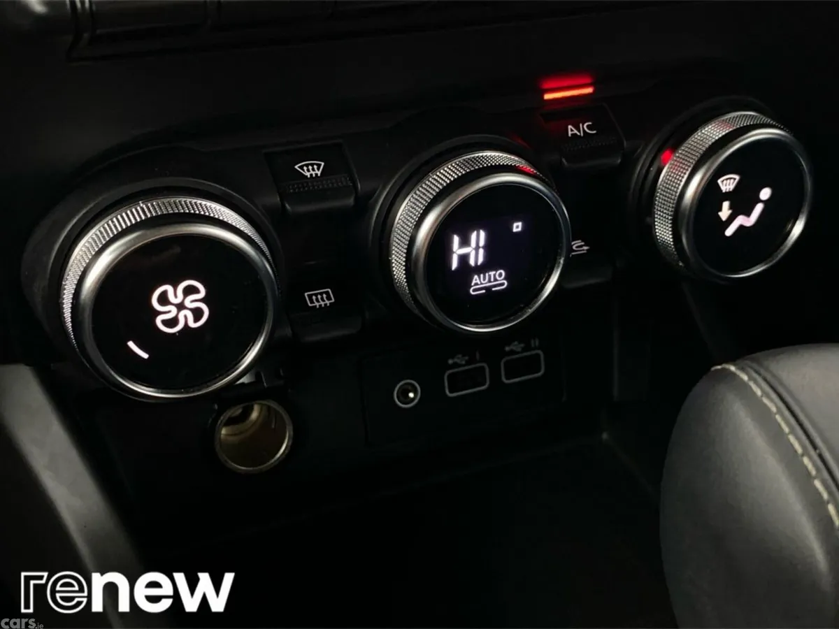 Renault Arkana Hatchback, Petrol Hybrid, 2025, Blue